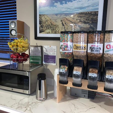 Travelodge By Wyndham Lake Havasu Lake Havasu City Ngoại thất bức ảnh