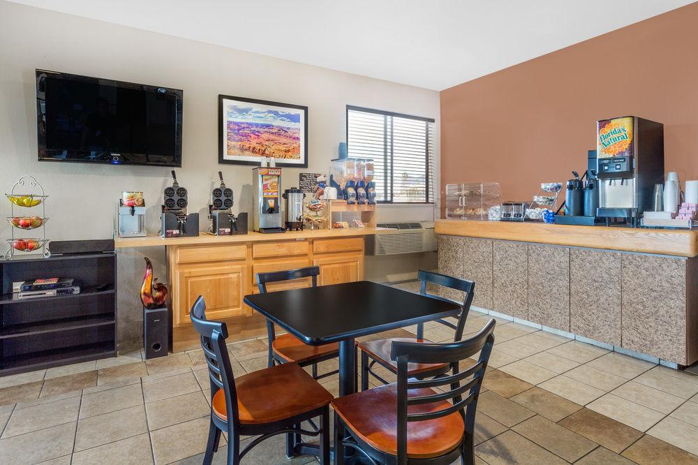 Travelodge By Wyndham Lake Havasu Lake Havasu City Ngoại thất bức ảnh