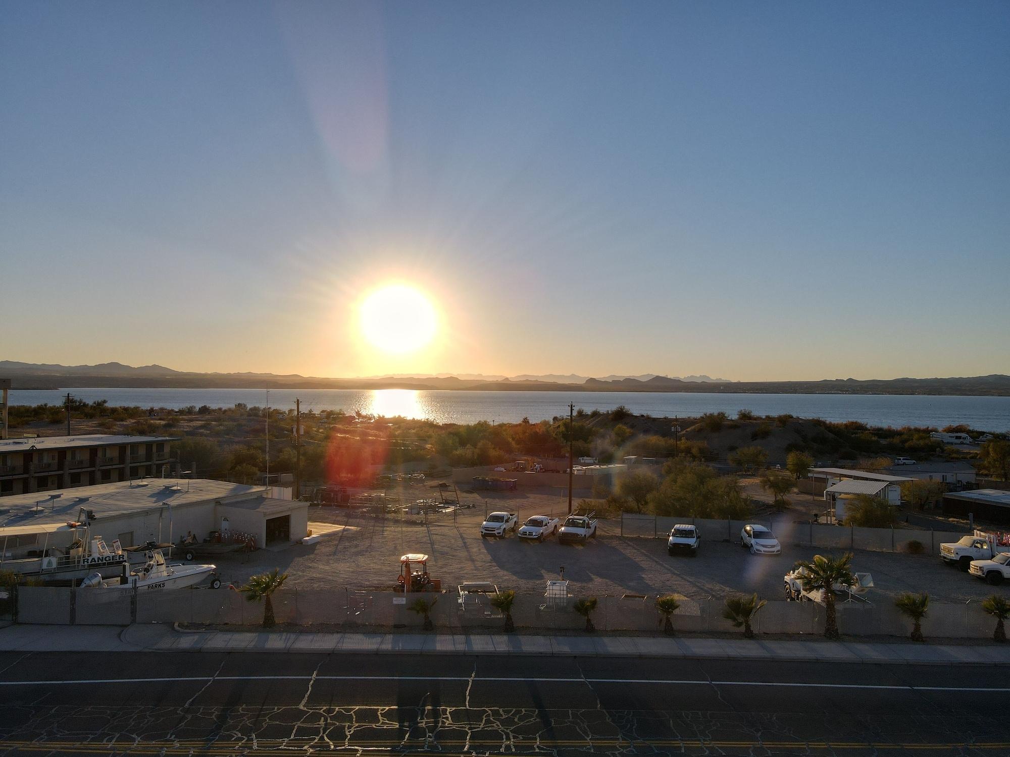 Travelodge By Wyndham Lake Havasu Lake Havasu City Ngoại thất bức ảnh