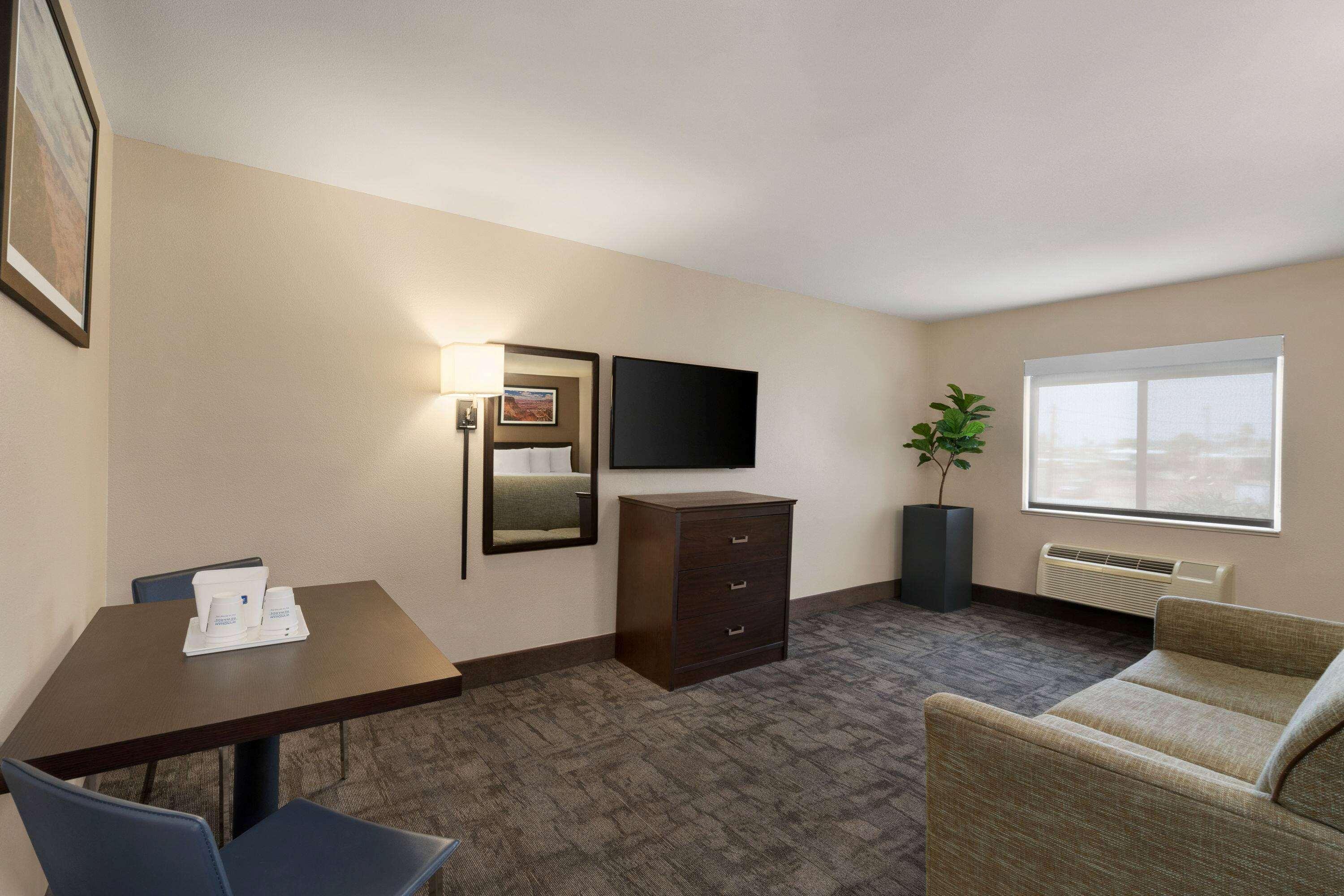 Travelodge By Wyndham Lake Havasu Lake Havasu City Ngoại thất bức ảnh