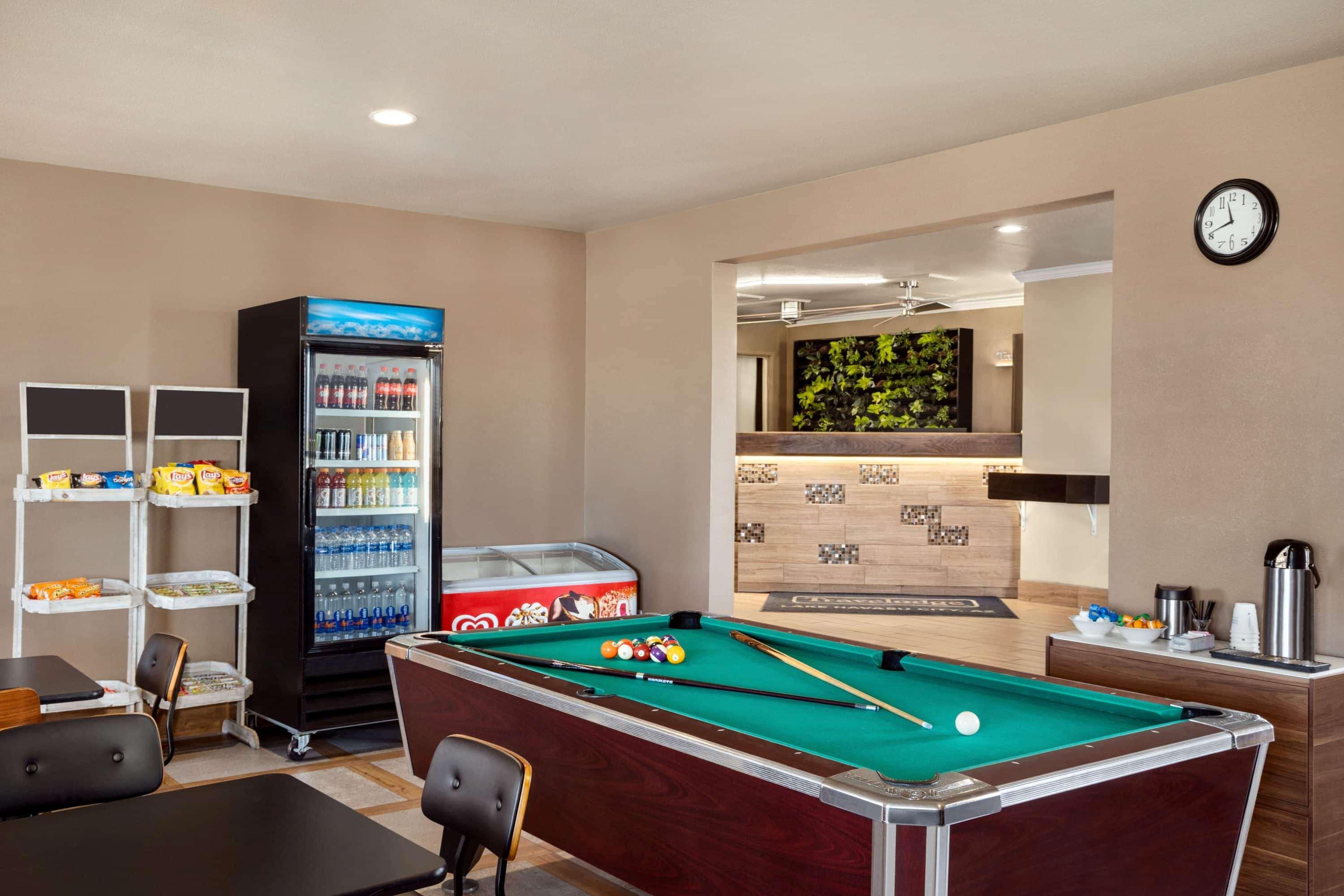 Travelodge By Wyndham Lake Havasu Lake Havasu City Ngoại thất bức ảnh