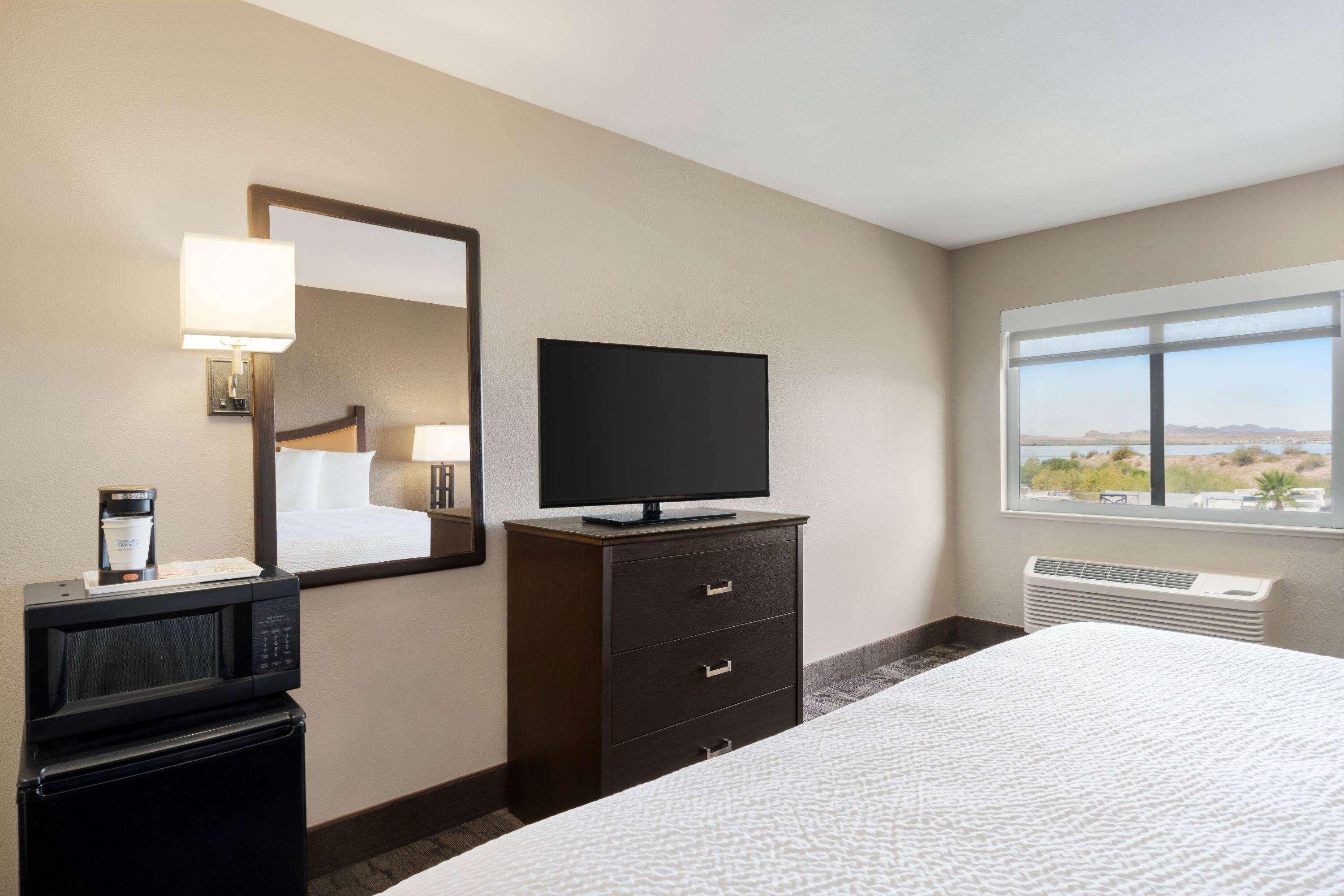 Travelodge By Wyndham Lake Havasu Lake Havasu City Ngoại thất bức ảnh