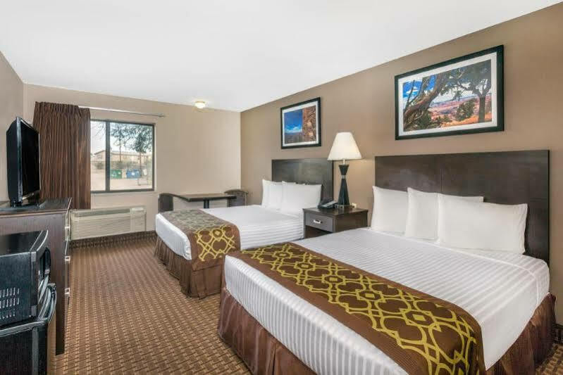 Travelodge By Wyndham Lake Havasu Lake Havasu City Ngoại thất bức ảnh